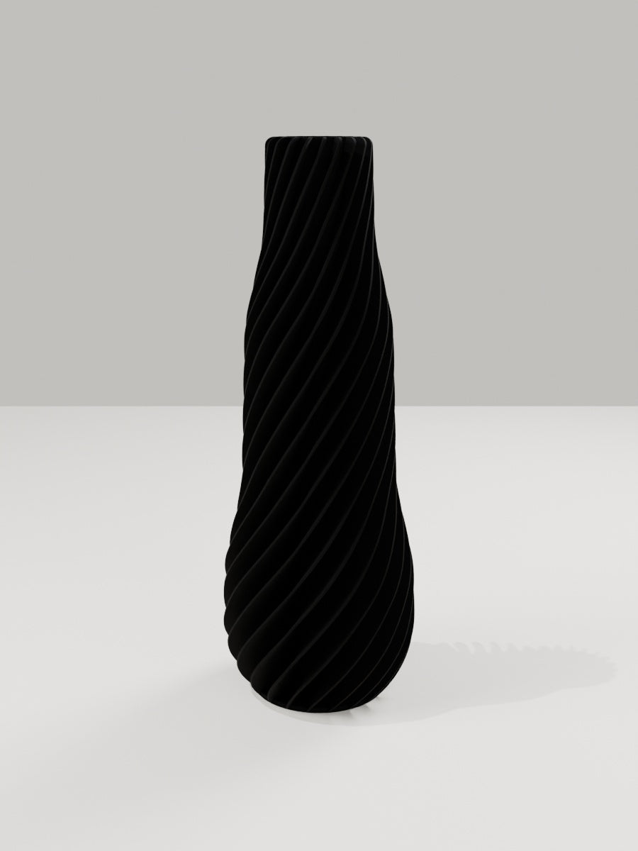 Spiral Vase No. 01 in Kohlschwarz – quelia Dekovase aus dem 3D-Druck