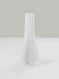 Spiral Vase No. 02 in Elfenbeinweiß – quelia Dekovase aus dem 3D-Druck