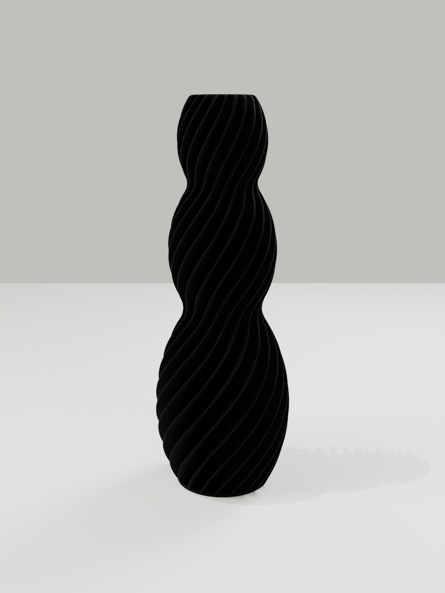 Spiral Vase No. 03 in Kohlschwarz – quelia Dekovase aus dem 3D-Druck