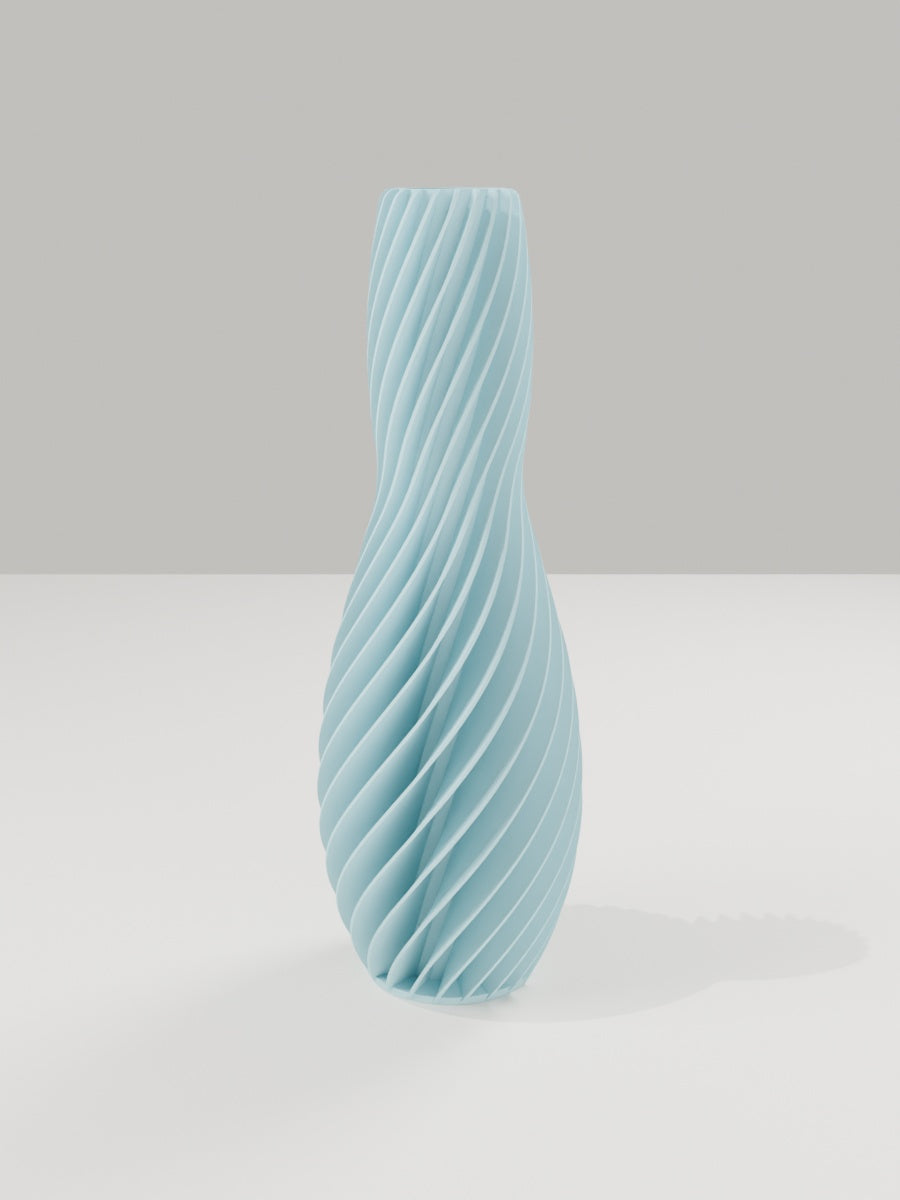 Spiral Vase No. 04 in Eisblau – quelia Dekovase aus dem 3D-Druck