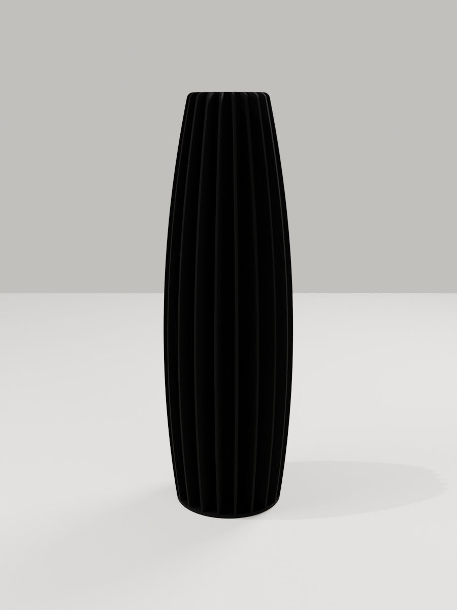 Tower Vase No. 02 in Kohlschwarz – quelia Dekovase aus dem 3D-Druck